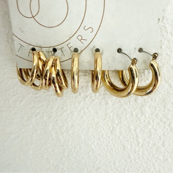 NWT Urban Outfitters 3 Sets Medium Size Gold Hoops - Picture 3 of 3